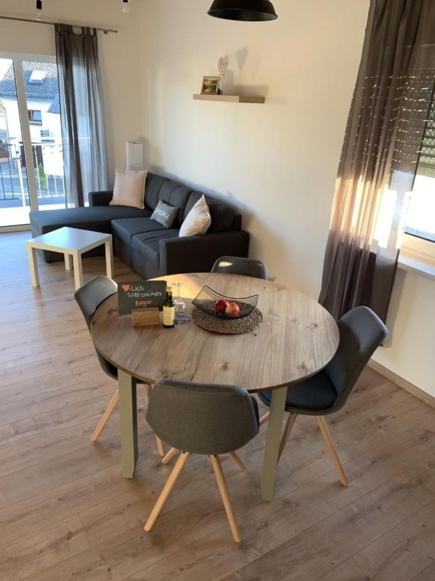 Auf Dem Rheinsteig Apartamento Lierschied Exterior foto